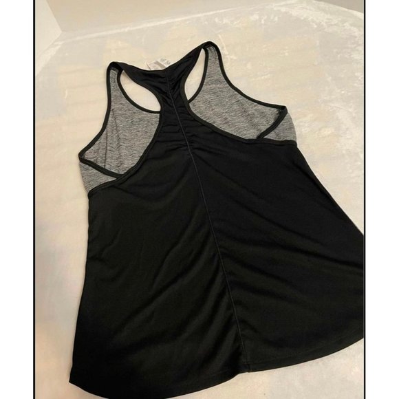 New Ladies Medium New Balance Tank - Picture 3 of 3